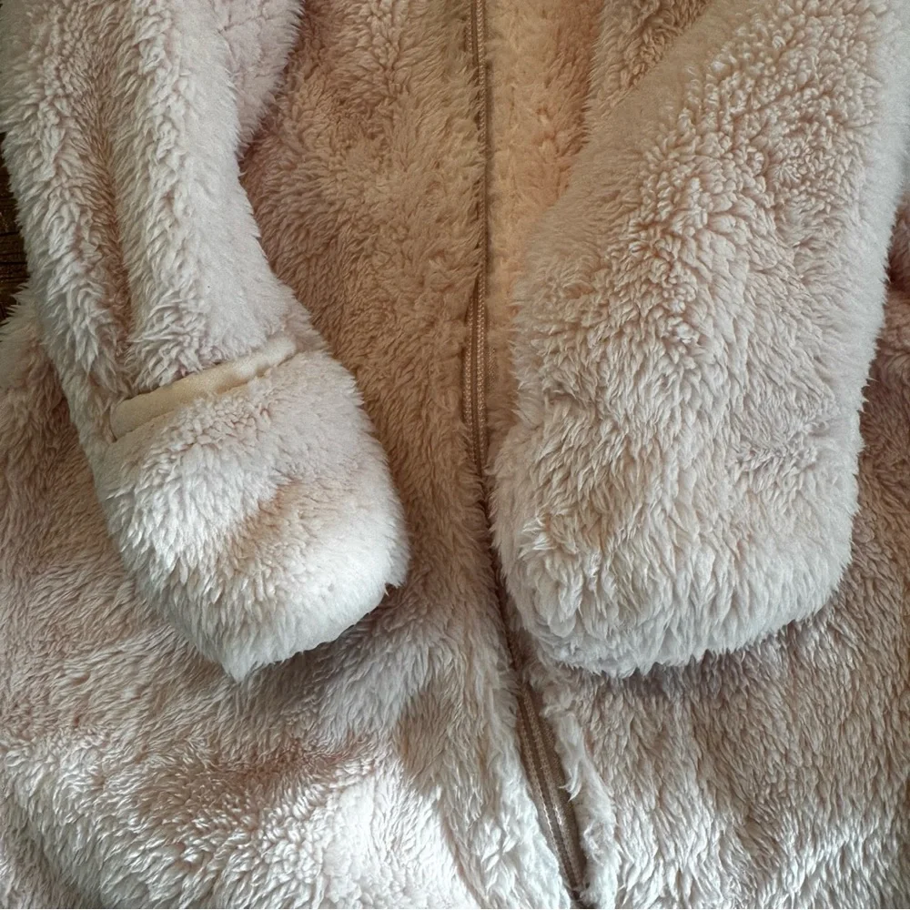 Eddie Bauer Soft Pink Fleece Baby Zip Up. 12 months‎